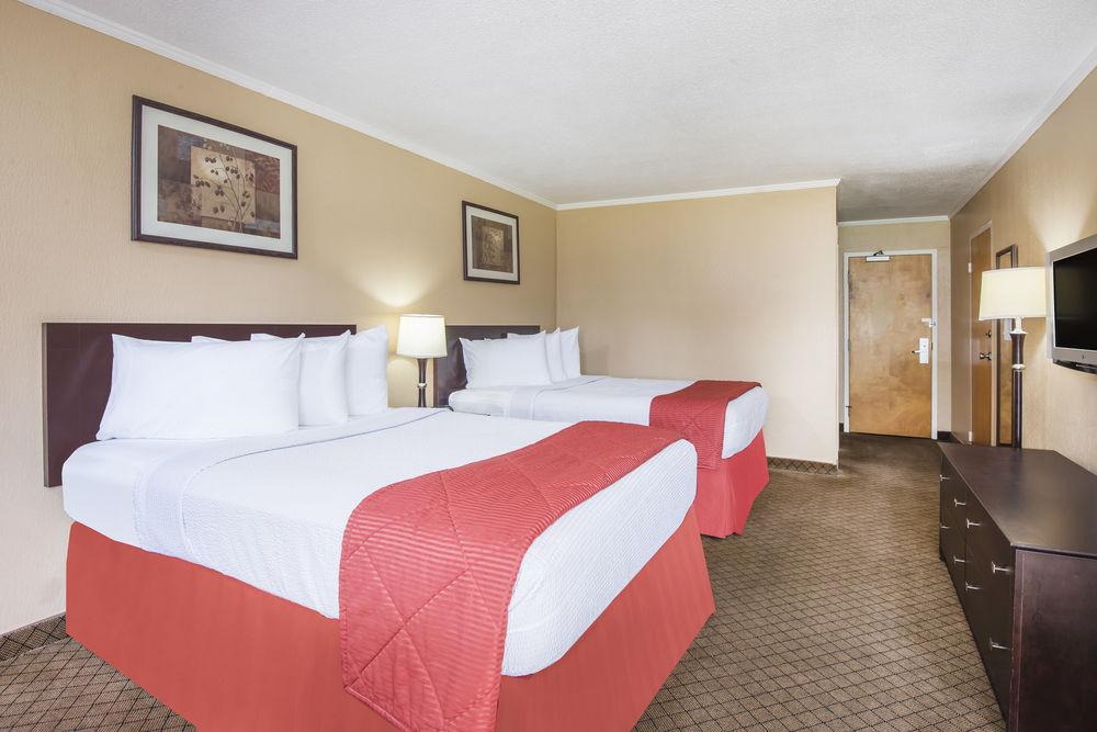 Red Roof Inn Ashtabula - Austinburg Exterior photo